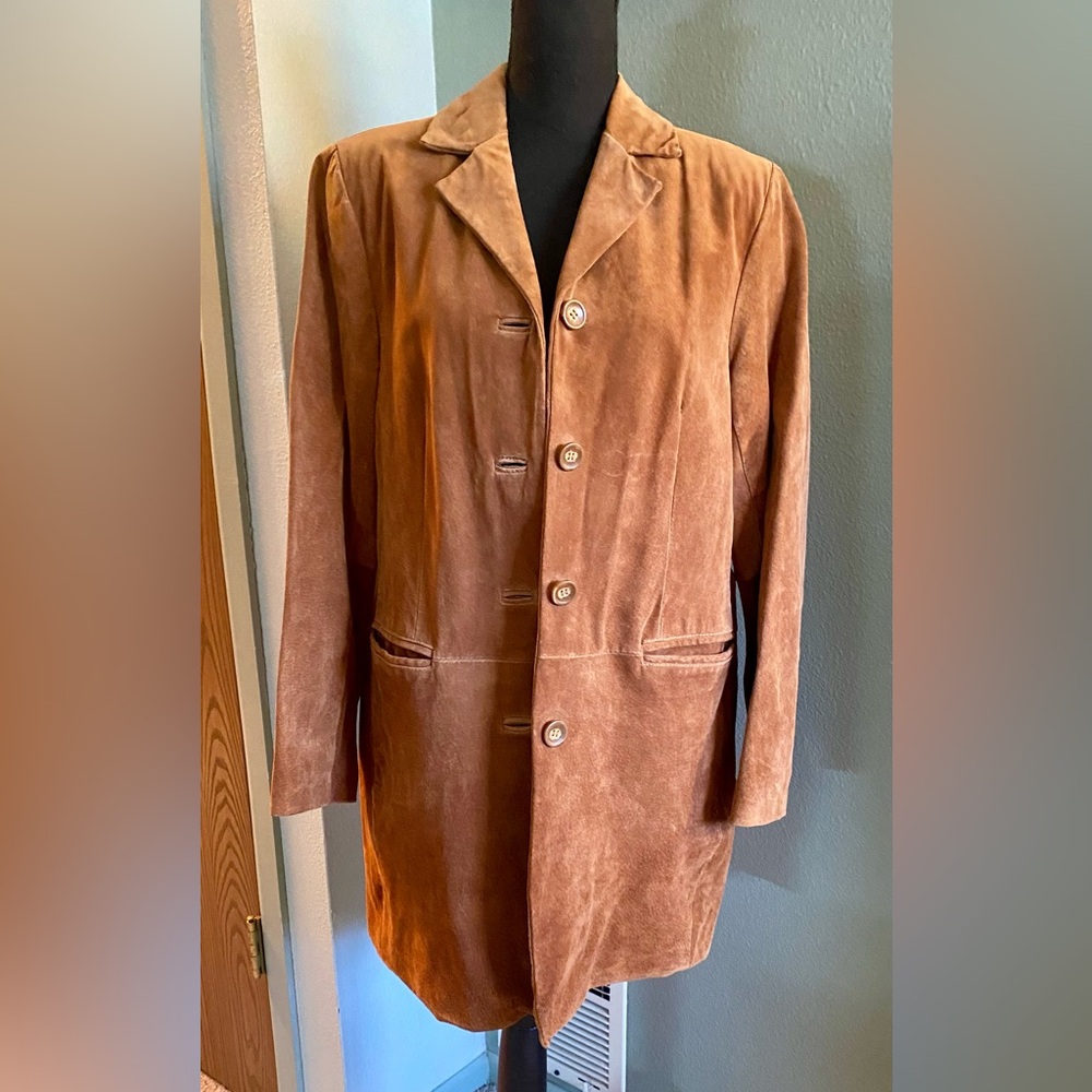 Dennis Basso brown leather jacket. Size small. EUC and comes dry cleaned.